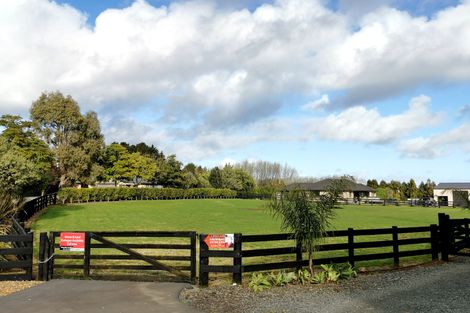 Photo of property in 2b Masters Road, Waiuku, 2681