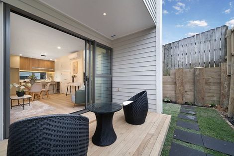 Photo of property in 28a Moire Road, Massey, Auckland, 0614