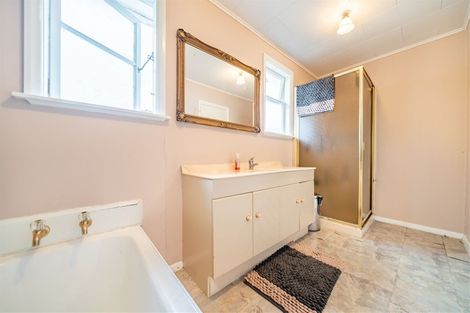 Photo of property in 4 Mckay Street, Wainuiomata, Lower Hutt, 5014