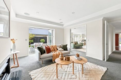 Photo of property in 77e Yaldhurst Road, Sockburn, Christchurch, 8042