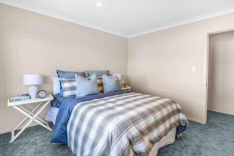 Photo of property in 18 Gilligan Close, College Estate, Whanganui, 4500