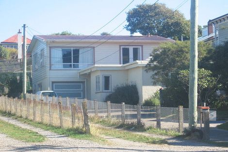 Photo of property in 1a Trelissick Crescent, Ngaio, Wellington, 6035
