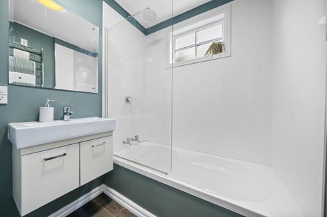 Photo of property in 8 Royal Street, Berhampore, Wellington, 6023