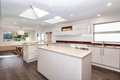 Photo of property in 128b Oceanbeach Road, Mount Maunganui, 3116