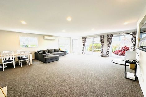 Photo of property in 10/11 Ray Small Drive, Papakura, 2110