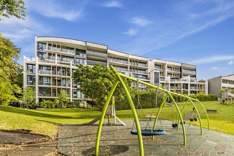 Photo of property in 305/8 Kingsland Terrace, Kingsland, Auckland, 1021