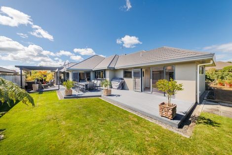 Photo of property in 2 Buttonwood Court, Milson, Palmerston North, 4414