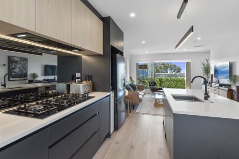 Photo of property in 4/4 Jutland Road, Hauraki, Auckland, 0622