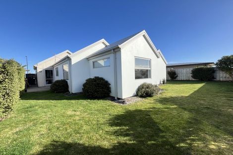 Photo of property in 15 Longcot Drive, Rolleston, 7615