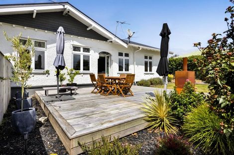 Photo of property in 15 Seyton Street, Stratford, 4332