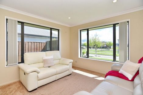 Photo of property in 53 Tutaipatu Avenue, Pegasus, 7612