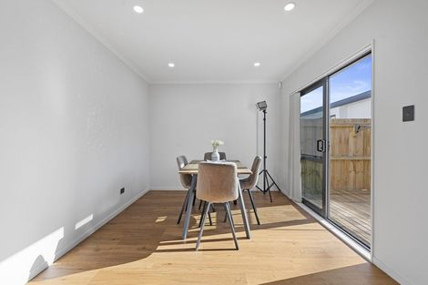 Photo of property in 7/72 Howe Street, Howick, Auckland, 2014