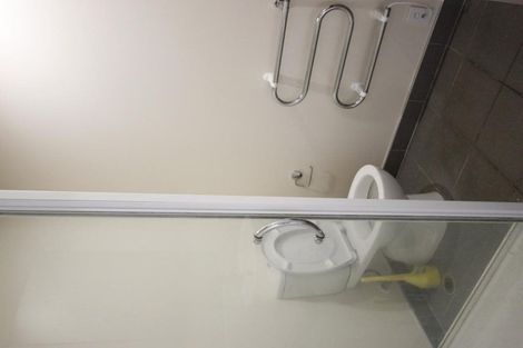 Photo of property in The Imperial Gardens Apartments, 512/135 Hobson Street, Auckland Central, Auckland, 1010