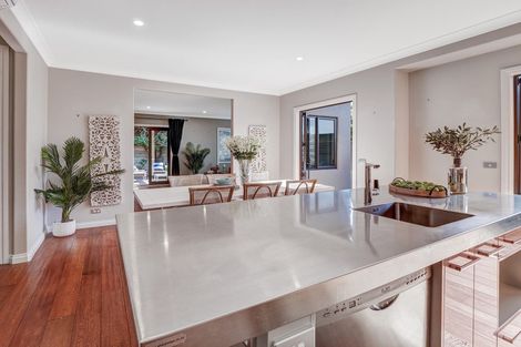 Photo of property in 5b Te Mata Peak Road, Havelock North, 4130