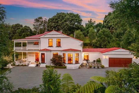Photo of property in 215a Katherine Mansfield Drive, Whitemans Valley, Upper Hutt, 5371
