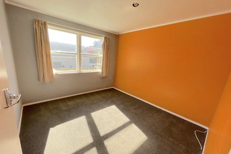 Photo of property in 77 Vandeleur Avenue, Birkdale, Auckland, 0626