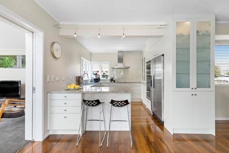 Photo of property in 10 Pembroke Crescent, Glendowie, Auckland, 1071