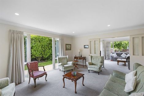 Photo of property in 5 Gleneagles Terrace, Ilam, Christchurch, 8053