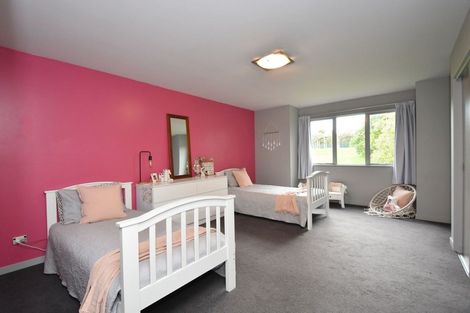 Photo of property in 225 Oreti Road, Otatara, Invercargill, 9879