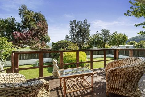 Photo of property in 86 Gibbons Street, Ebdentown, Upper Hutt, 5018