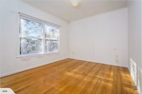 Photo of property in 4/49 Corunna Road, Milford, Auckland, 0620