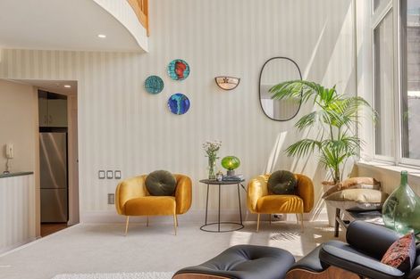 Photo of property in Whitmore Apartments, 1a/7 Stout Street, Wellington Central, Wellington, 6011