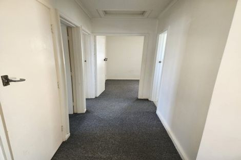 Photo of property in 2a Bass Road, Mount Wellington, Auckland, 1060