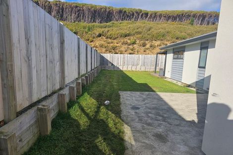 Photo of property in 39 Brian Morgan Terrace, Wainuiomata, Lower Hutt, 5014