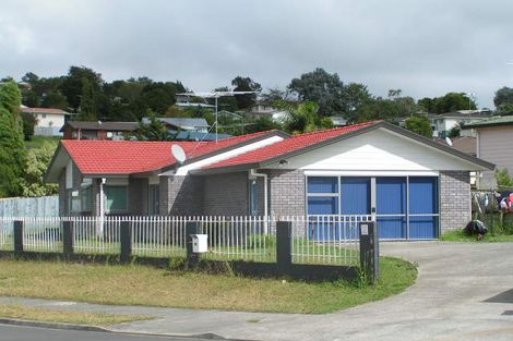 Photo of property in 20 Broadfield Street, Massey, Auckland, 0614