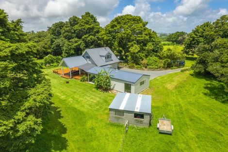Photo of property in 141 Tauraroa Road, Maungakaramea, Whangarei, 0178