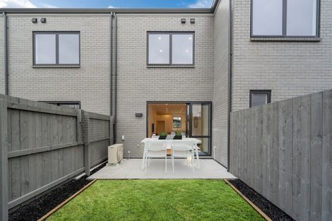 Photo of property in 5 Oyster Drive, Whenuapai, Auckland, 0618