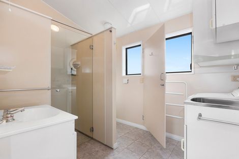 Photo of property in 1a Gala Street, Vauxhall, Dunedin, 9013