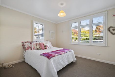 Photo of property in 44 Manapouri Crescent, Hokowhitu, Palmerston North, 4410