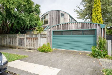Photo of property in 46 Collingwood Street, Hokowhitu, Palmerston North, 4410