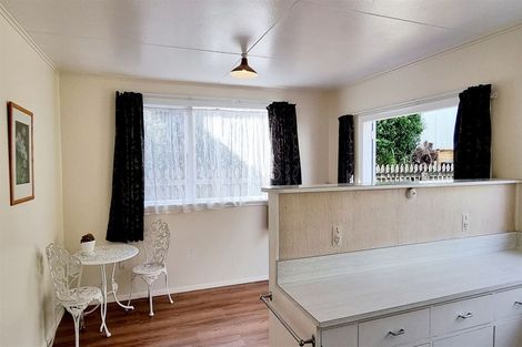 Photo of property in 94a Waikawa Road, Picton, 7220