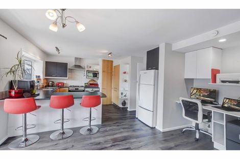 Photo of property in 10 Lovelock Street, Dallington, Christchurch, 8061