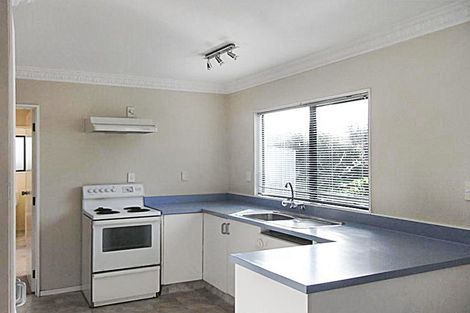 Photo of property in 45 Rhodes Drive, Kelvin Grove, Palmerston North, 4414