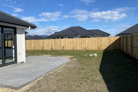Photo of property in 14 Feltham Street, Hunterville, 4730