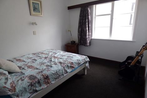 Photo of property in 164 Newlands Road, Newlands, Wellington, 6037