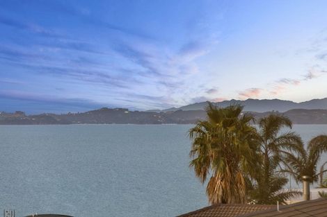 Photo of property in 16 Island View Terrace, Cockle Bay, Auckland, 2014