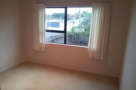 Photo of property in 1/160 Nile Road, Milford, Auckland, 0620