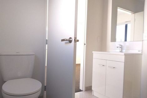 Photo of property in 8 Verlamio Lane, Edgeware, Christchurch, 8013