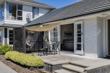 Photo of property in 25a Gleneagles Terrace, Ilam, Christchurch, 8053