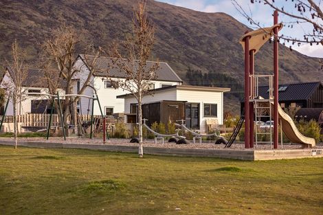 Photo of property in 17 Lorne Street, Lake Hayes, Queenstown, 9304