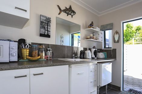 Photo of property in 61 Hamurana Road, Omokoroa, 3114