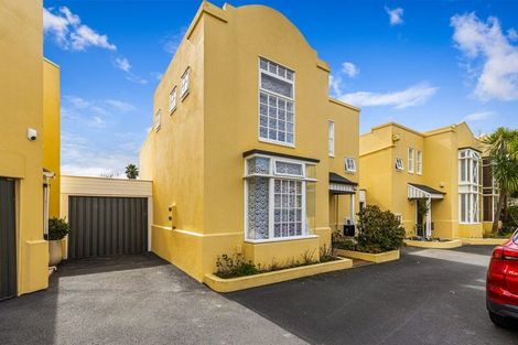 Photo of property in Grace Square, 81j Vermont Street, Ponsonby, Auckland, 1011