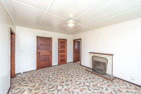 Photo of property in 31 Wilson Street, Waverley, 4510