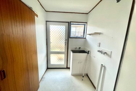 Photo of property in 1/27 Sea Spray Drive, Bucklands Beach, Auckland, 2012