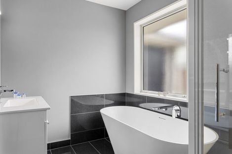 Photo of property in 8 Beech Drive, Rangiora, 7400