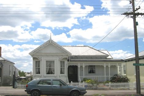 Photo of property in 42 Calliope Road, Devonport, Auckland, 0624